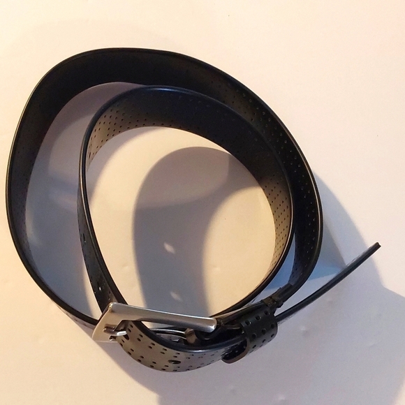 Women's Black Silicone Rubber Edgy MOD Silver Square Buckle Belt New Sz.S/M - Picture 2 of 7